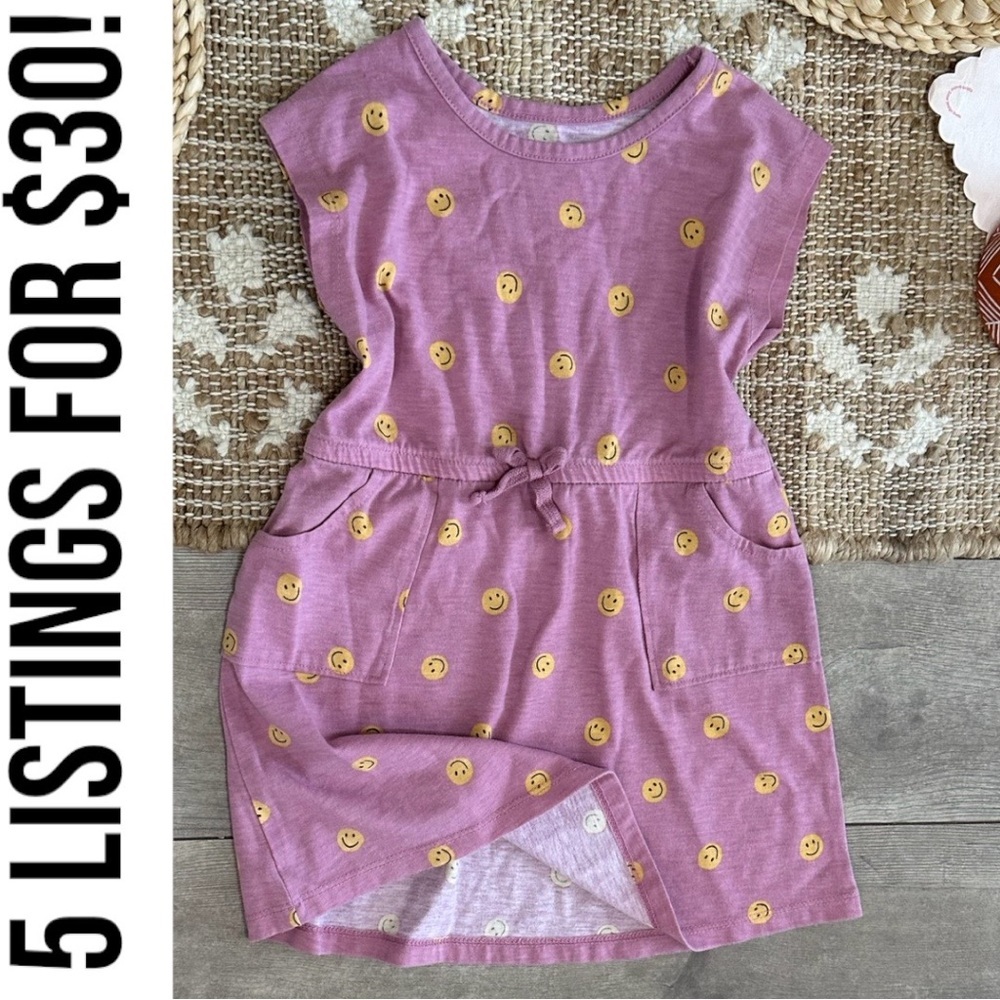 Okie Dokie Toddler Girl’s Lavender Short Sleeve Smiley Face Dress with Pockets